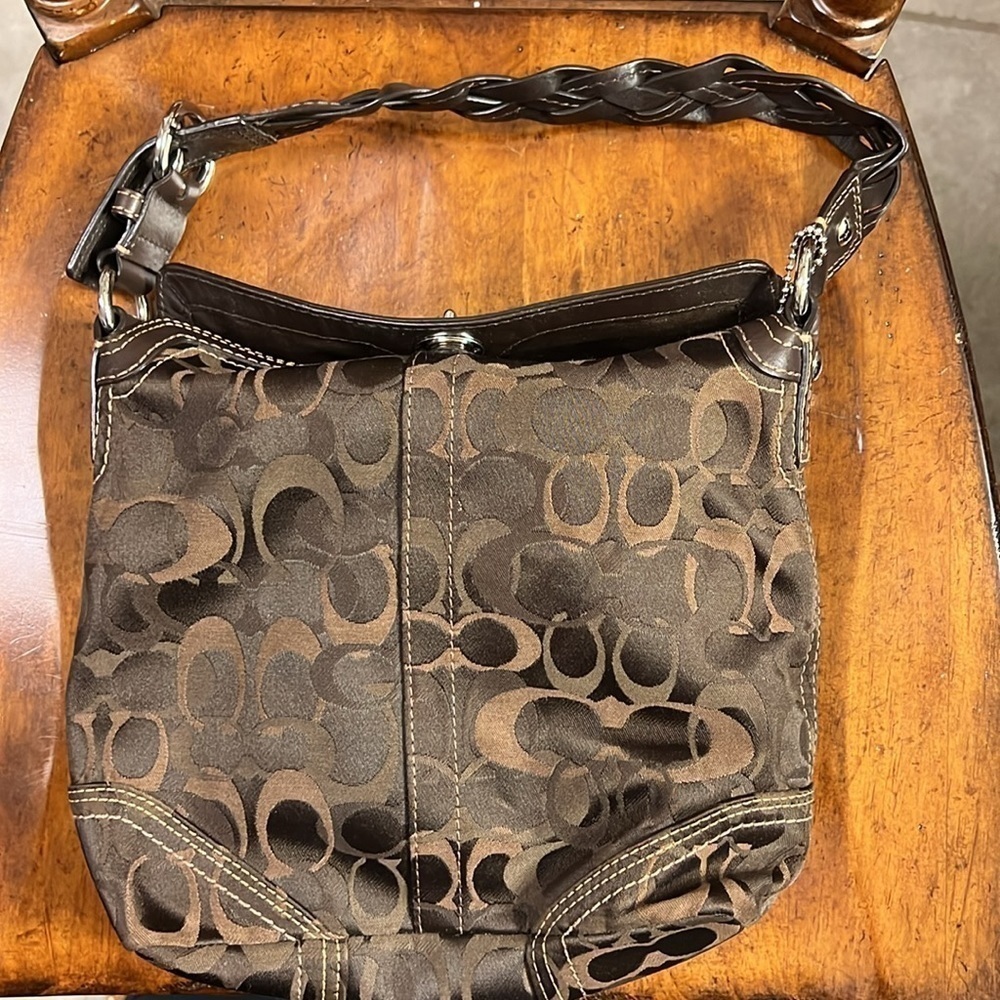 Coach handbag brown classic “C” canvas. Excellent condition! - Picture 2 of 12